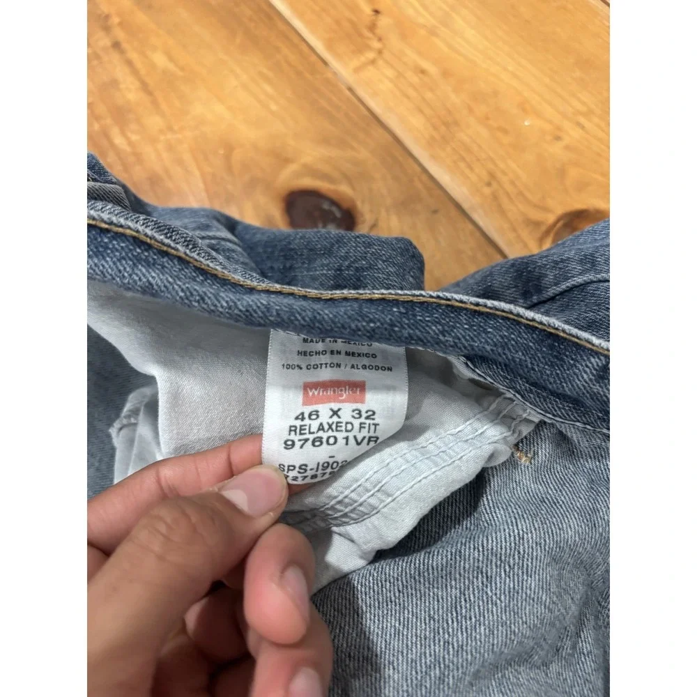 Wrangler Men's 46x32 Relaxed Fit Jeans Blue 100% Cotton Denim Made in Mexico